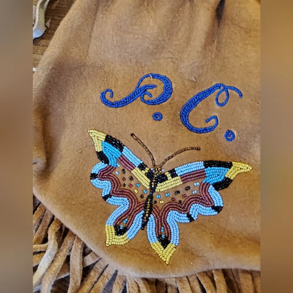 Authentic Suede Butterfly bag - Picture 2 of 3